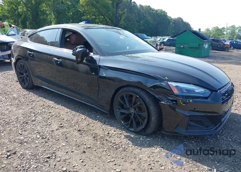 2022 Audi A5 Premium 40 z USA, uszkodzony, nr VIN WAUABCF53NA028277